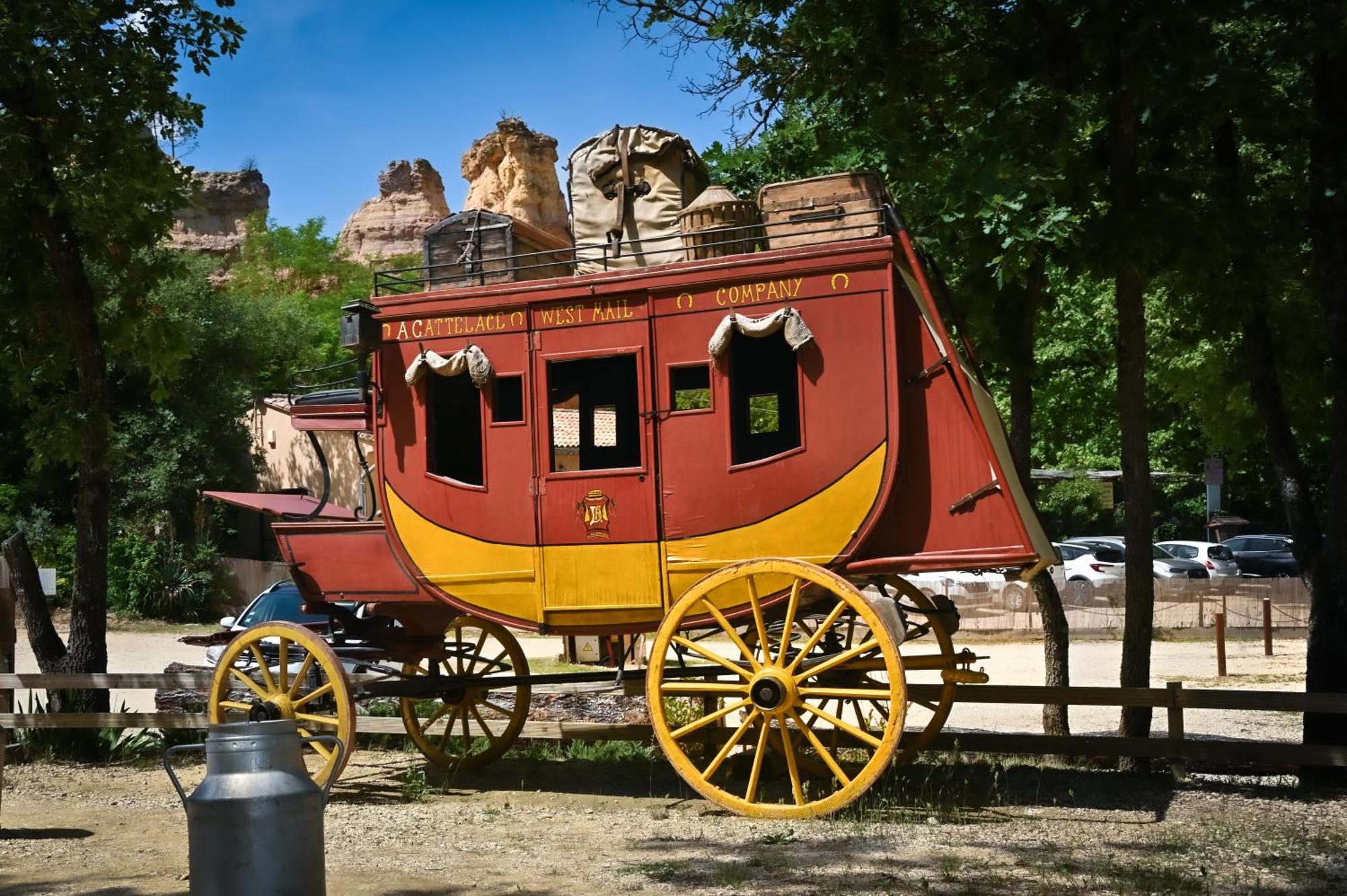 Camping Le Colorado Rustrel Eksteriør bilde