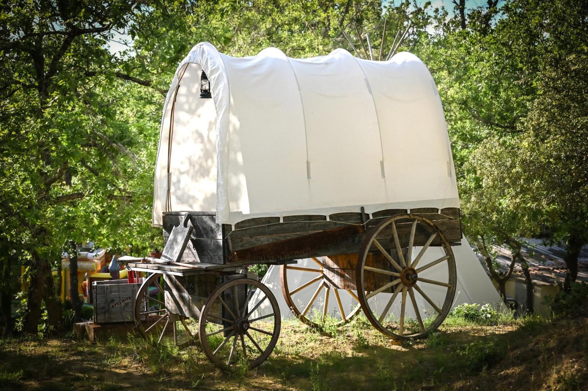 Camping Le Colorado Rustrel Eksteriør bilde
